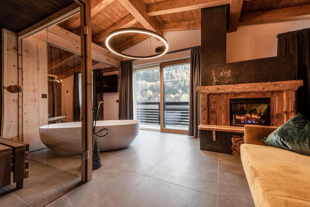 ترينتينو ألتو أديجي Nidaris - Luxury Private Spa Suites المظهر الخارجي الصورة